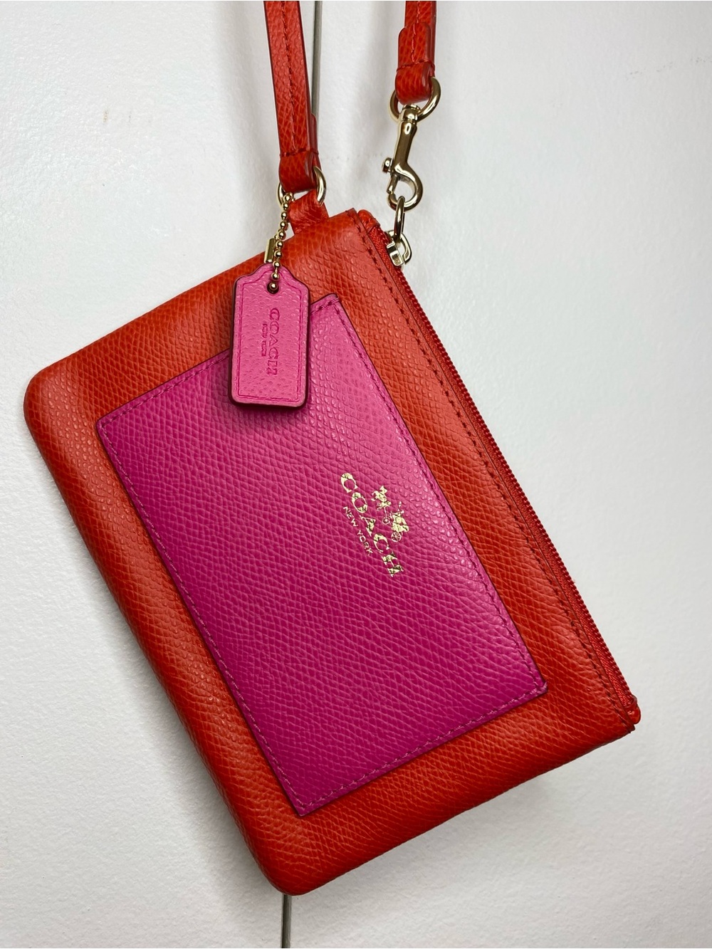 Coach Bi-Color Cross Grain Cardinal/Pink Ruby Leather Wristlet